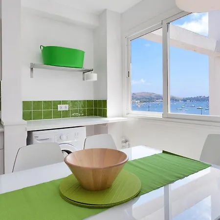 Apartment With Sea Views Central Puerto Pollenca *