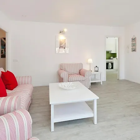 Apartment With Sea Views Central Puerto Pollenca Pollença