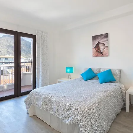 Apartment With Sea Views Central Puerto Pollenca *